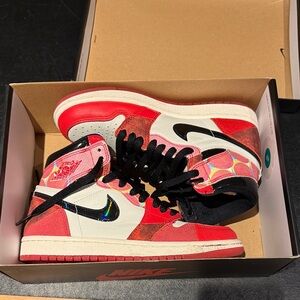 Jordan 1 Retro High OG
Spider-Man Across the Spider-Verse 
Size 5y